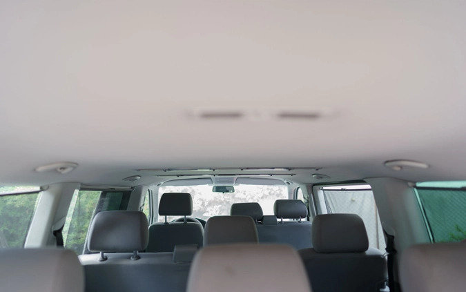 Volkswagen Caravelle cena 25000 przebieg: 330000, rok produkcji 2006 z Lublin małe 529